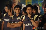 SRK ties up with XXX energy drink for KKR