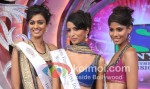 Neha Hinge, Manasvi Mamgai, Nicole Faria At Winners of Femina Miss India 2010 Finale