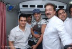 Salman-Aamir Donate Blood