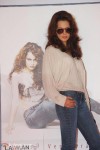 Sexy In Jeans: Kangna Ranaut!