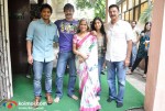Vivek Oberoi Watches ‘Rakht Charitra’ With His Family