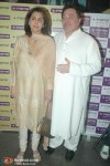 Rishi & Neetu Kapoor Celebrate Diwali With Kids