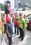 Amitabh Bachchan Interacts With His Fans
