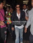 Shah Rukh Khan Return From Dubai