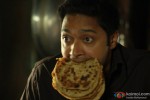 Shreyas Talpade eating rotis in Kamaal Dhamaal Malamaal Movie Stills