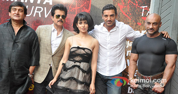 Mahesh Manjrekar, Anil Kapoor, Kangana Ranaut, John Abraham At Shootout At Wadala Event