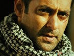 Salman Khan's rugged look in Ek Tha Tiger Movie Stills