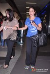 Babita Kapoor, Kareena Kapoor Snapped at The Airport