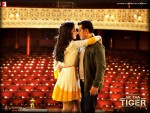 Salman Khan and Katrina Kaif Ek Tha Tiger Movie Wallpaper 1