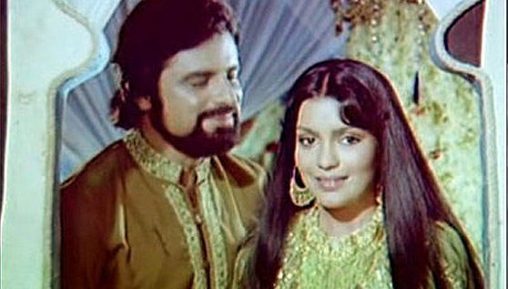 Sanjay Khan and Zeenat Aman