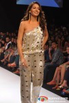 Monica Dogra Walks The Ramp For Pia Pauro At Lakme Fashion Week 2012