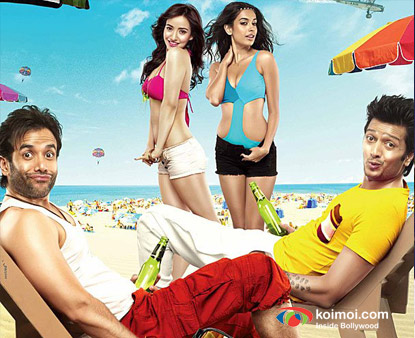 Tusshar Kapoor, Neha Sharma, Sarah Jane Dias, Ritesh Deshmukh In Kyaa Super Kool Hai Hum Movie