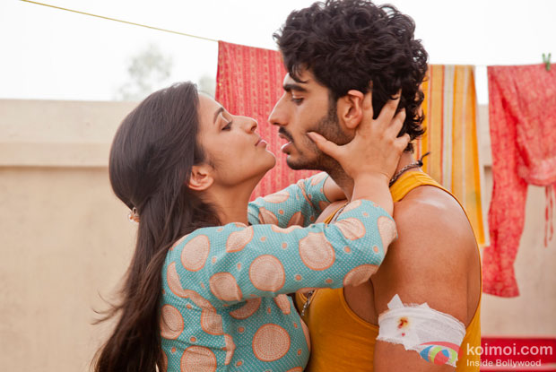 Arjun Kapoor and Parineeti Chopra in a still from Ishaqzaade Movie