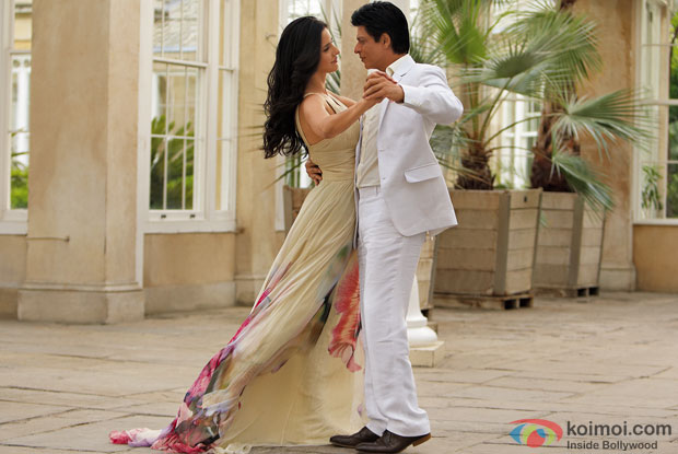 Katrina Kaif and Shah Rukh Khan in a still from Jab Tak Hai Jaan Movie