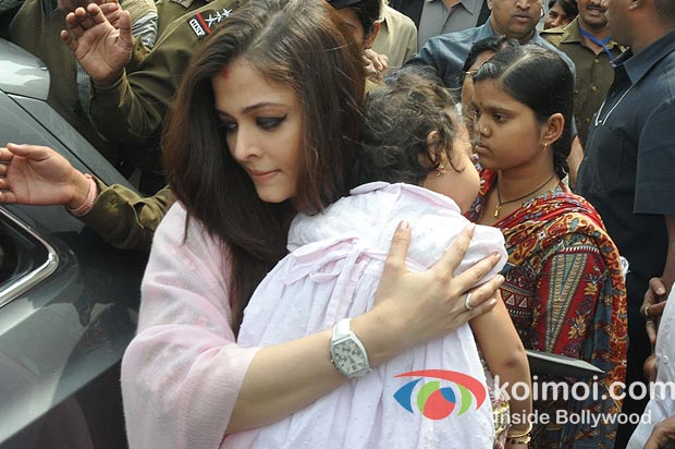 Photos Amitabh Bachchan and Aishwarya Rai Bachchan snapped at the