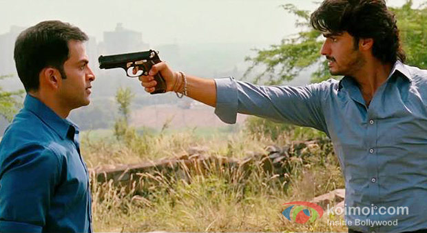 Prithviraj Sukumaran And Arjun Kapoor in Aurangzeb Movie Stills