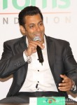 Salman Khan at the initiative by Being Human and Fortis Foundation 'The little Hearts' Program Pic 4