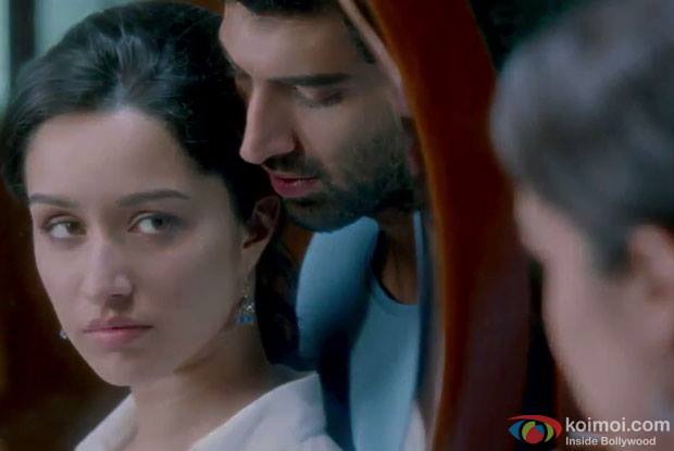 Shraddha Kapoor and Aditya Roy Kapoor in a still from Aashiqui 2