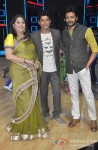 Geeta, Farhan Akhtar And Ritesh Deshmukh Promote Bhaag Milkha Bhaag on india's dancing superstar Pic 2