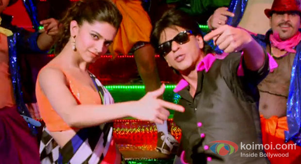 Deepika Padukone And Shah Rukh Khan in Chennai Express Movie Stills