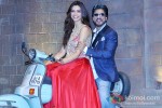 Deepika Padukone And Shah Rukh Khan Promote Chennai Express on Comedy Nights Pic 1