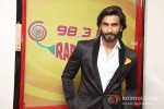 Ranveer Singh Promotes Lootera on Radio Mirchi