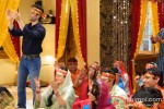 Tusshar Kapoor And Dolly Ahluwalia Promote Bajatey Raho On The Sets Of 'Parvarrish' Pic 6