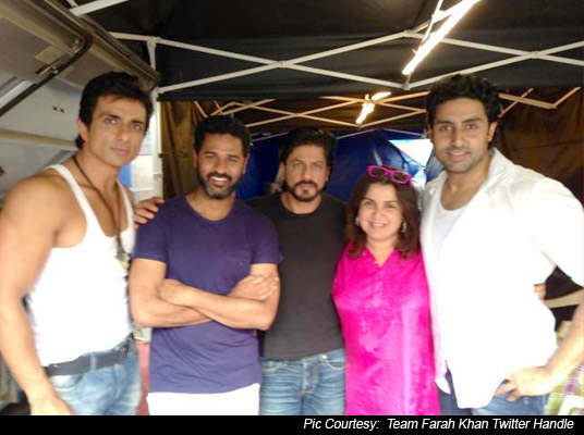 Sonu Sood, Prabhu Dheva, Shah Rukh Khan, Farah Khan and Abhishek Bachchan on the sets of Happy New Year