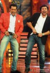 Sunny Deol with Salman Khan promote 'Singh Saab The Great' on Bigg Boss - 7 Pic 1