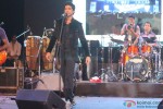 Farhan Akhtar performs live at ‘Alegria - The Festival of Joy’ Pic 4