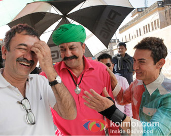 Rajkumar Hirani, Sanjay Dutt and Aami Khan On the sets of P.K