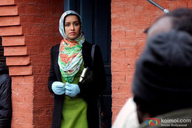 Shraddha Kapoor dons the Kashmiri avatar, while shooting for 'Haider'
