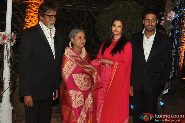 Amitabh Bachchan, Jaya Bachchan, Aishwarya Rai Bachchan and Abhishek Bachchan at Ahana Deol-Vaibhav Vora's wedding reception