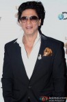 Shah Rukh Khan Launches New Discovery Show On KKR Pic 4