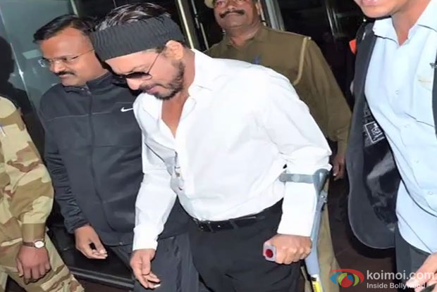 Shah Rukh Khan was seen sporting a supporting crutch at Udaipur airport