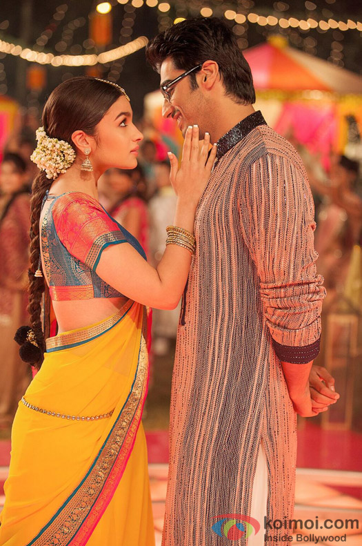 Alia Bhatt and Arjun Kapoor in a still from movie '2 States'