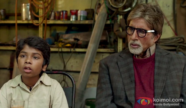 Parth Bhalerao and Amitabh Bachchan in a still from movie ‘Bhoothnath Returns’
