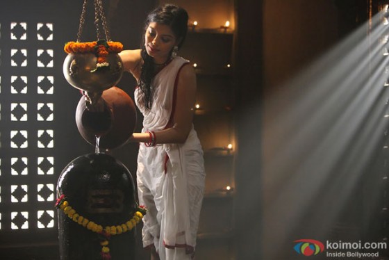 Sonali Raut in a still from movie ‘The Xpose’