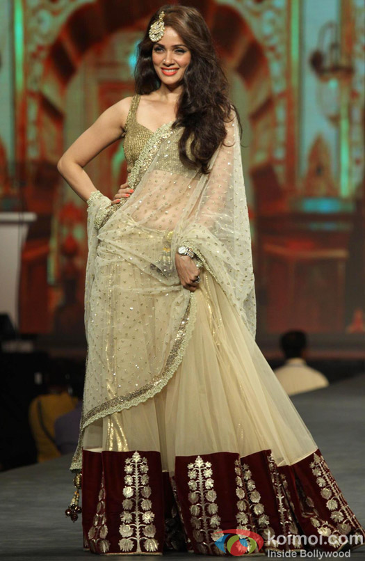 vidya malvade ramp walk