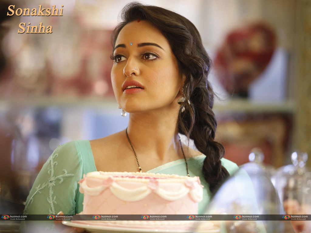 [Image: Sonakshi-Sinha-Wallpaper-8.jpg]