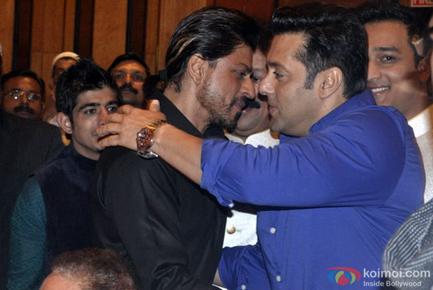 Shah Rukh Khan and Salman Khan Hug Again