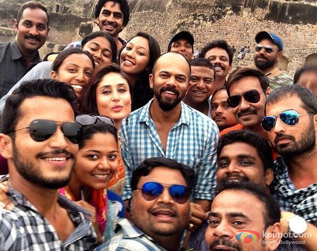 Kareena Rohit And Ajay Pose For Happy Selfies On The Sets Of Singham