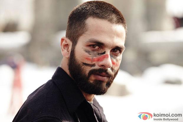 Shahid Kapoor in a 'Bismil' Song still from movie 'Haider'
