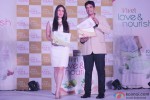 Kareena Kapoor Launches Vivel Love & Nourish range Pic 4