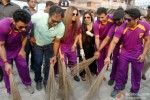 Rakhi Sawant Participates In 'Clean India Campaign' Pic 4