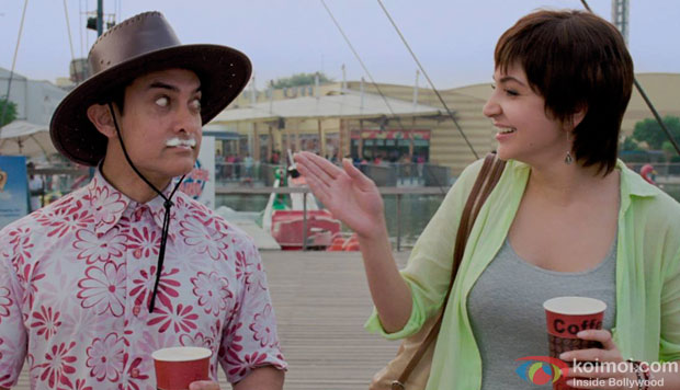 Aamir Khan and Anushka Sharma in a still from movie 'PK'