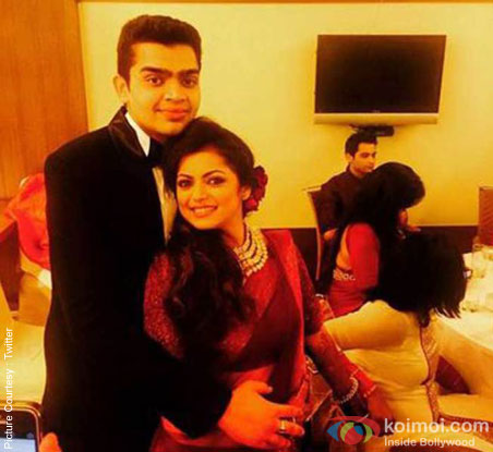  Neeraj Khemka and Drashti Dhami during their wedding