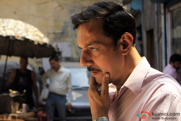 Rajat Kapoor in a still from movie 'Ankhon Dekhi (2013)'