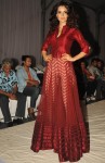 Kangana Ranaut looked stunning in a red ethnic dress