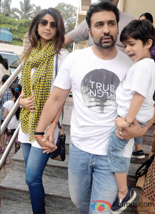 Shilpa Shetty Snapped With Raj Kundra and  Viaan Raj Kundra At PVR Juhu